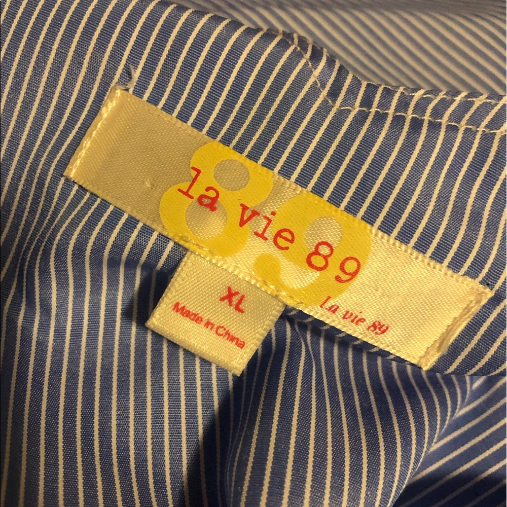 Stripped Ruffle Tank Top - Picture 4 of 4